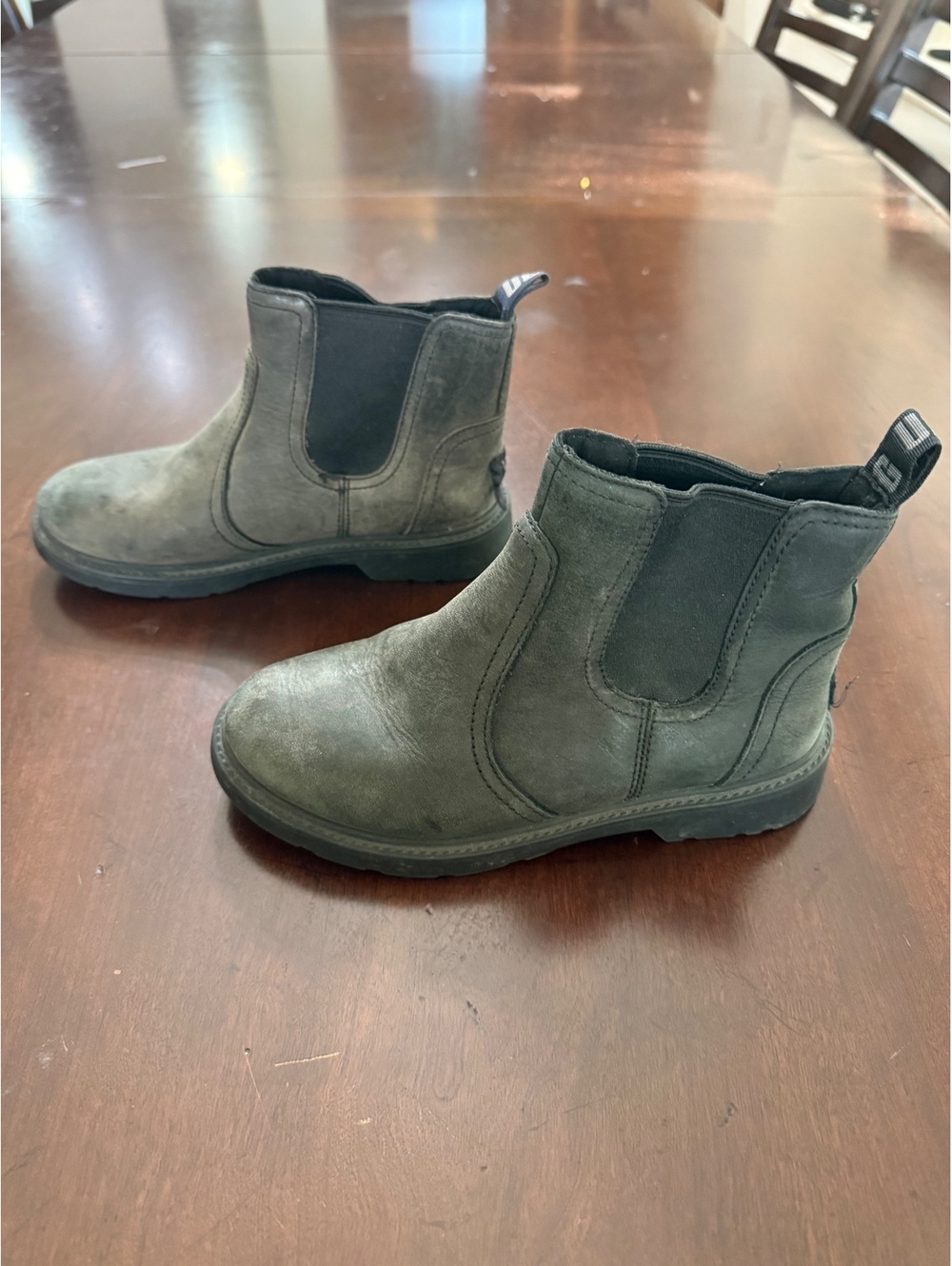 UGG Kids Bolden Weather Chelsea Boots Olive Gray Waterproof Size Kids 1